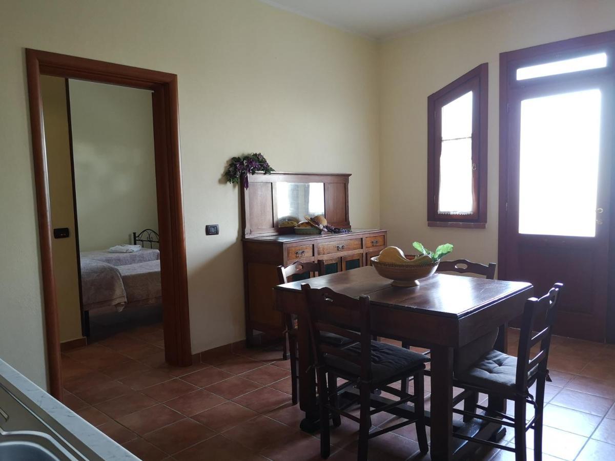 Agriturismo Catena Ciro Bagian luar foto